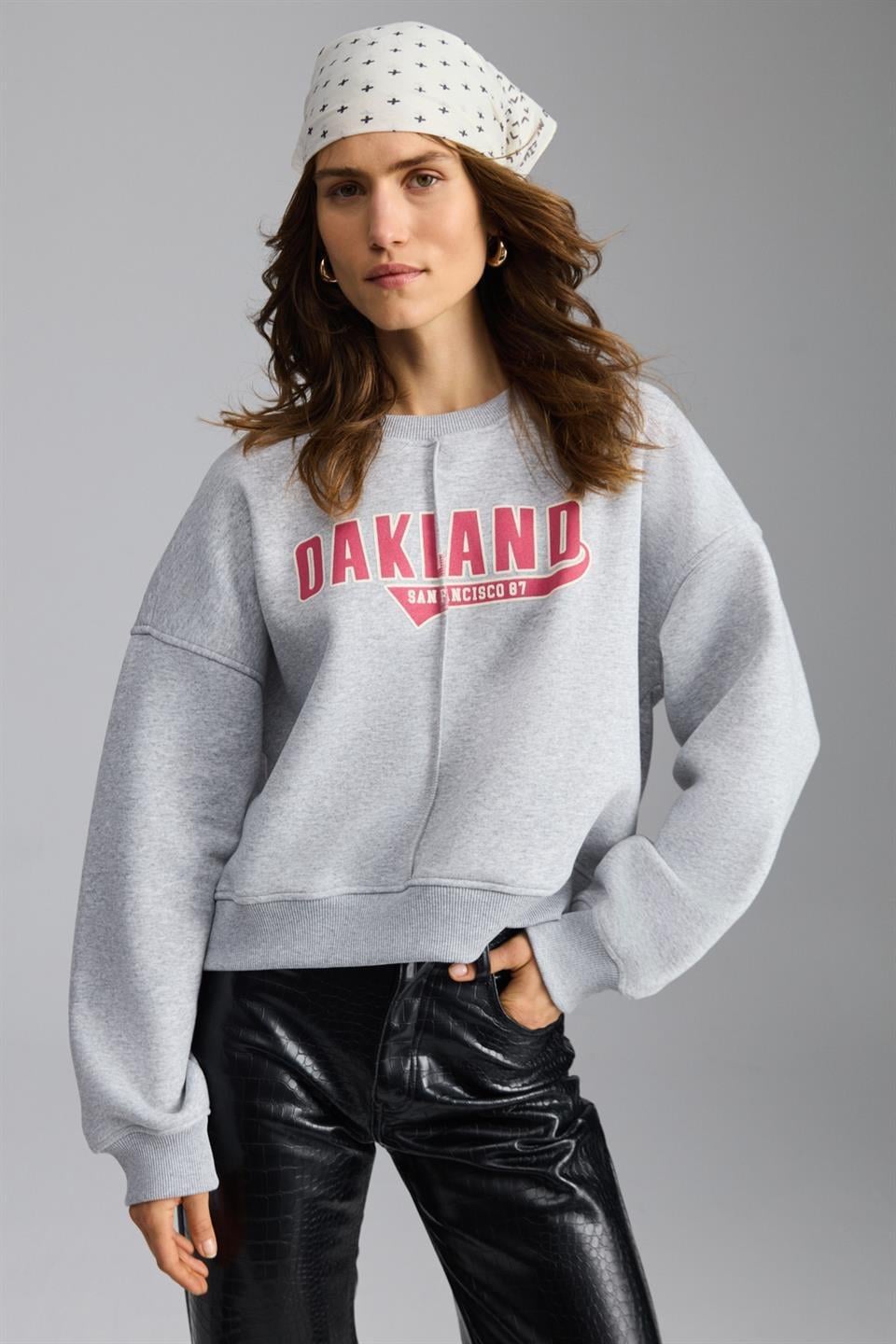 Daleska Kadın Organik Pamuklu Yumuşacık Önü Kesikli Baskılı Yuvarlak Yaka Grimelanj Sweatshirt
