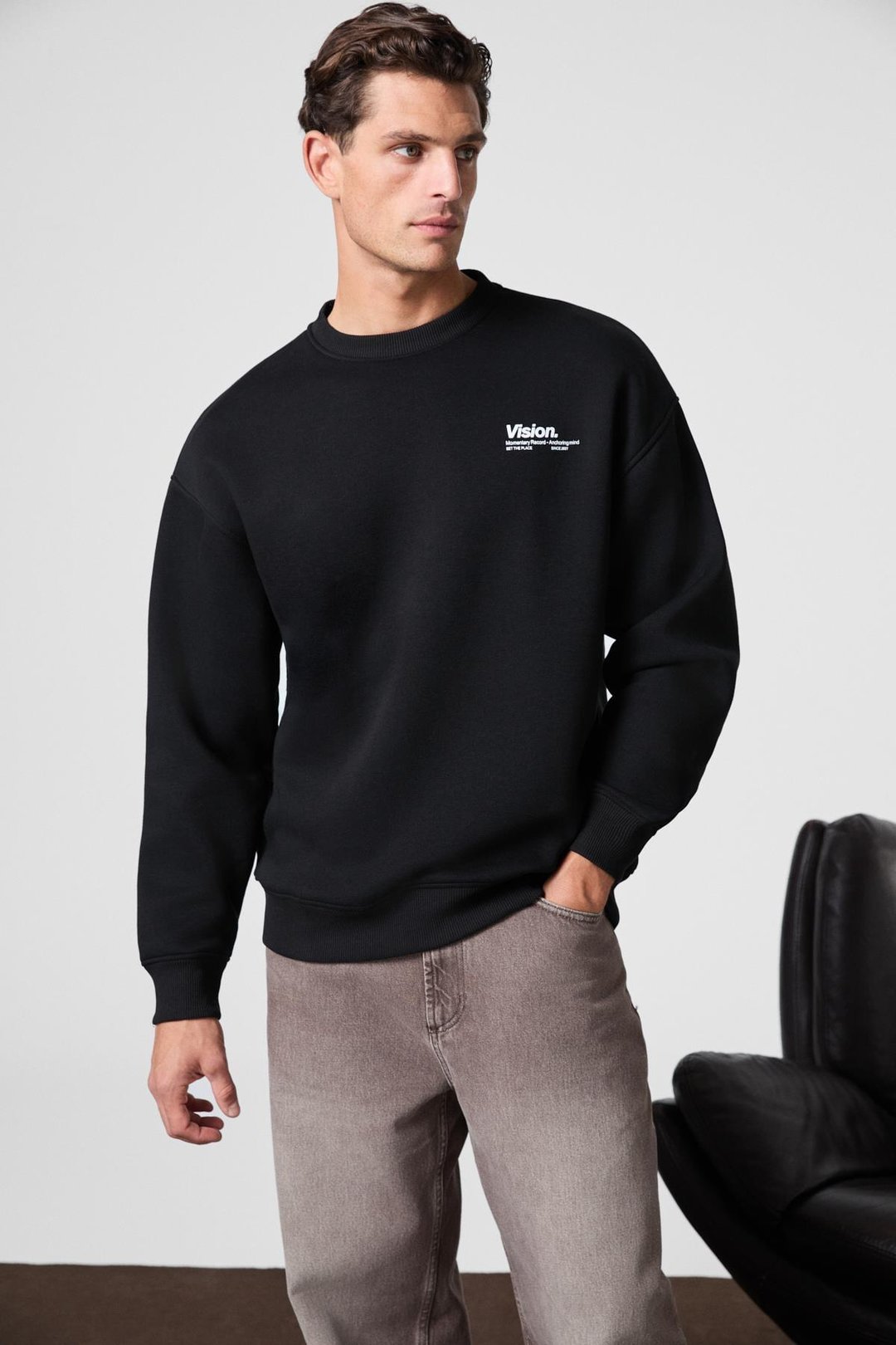 Ernest Erkek Organik Pamuklu Yumuşacık Baskı Detaylı Bisiklet Yaka İçi Polarlı Siyah Sweatshirt