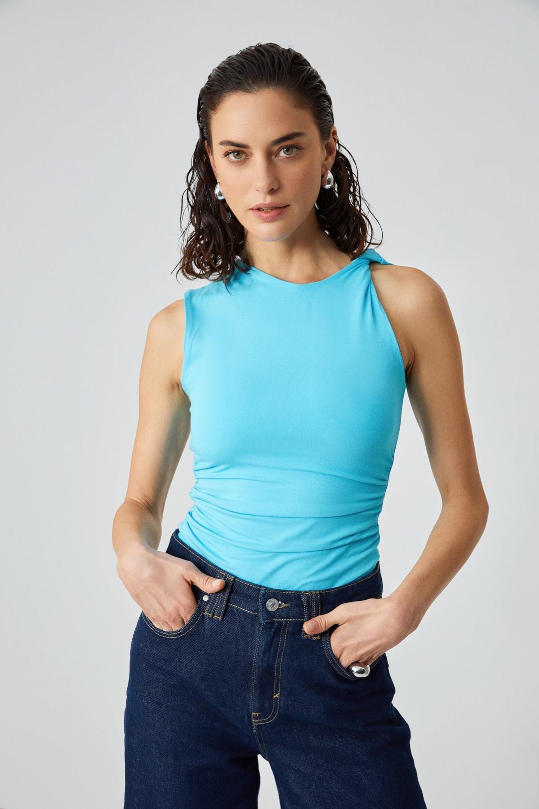 FLORIANNA Kadın Viskon Likralı Burgu Omuzlu Çift Kat Drapeli Turkuaz Bluz