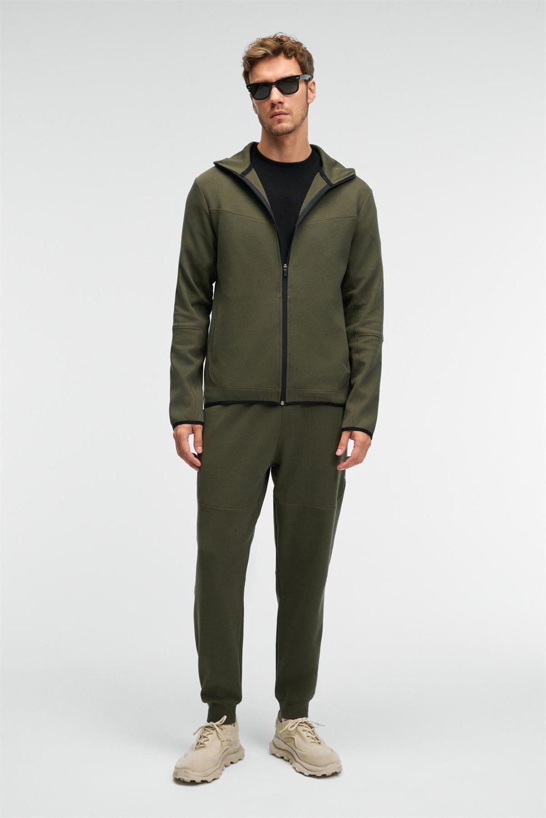 GELIDO Erkek Beli Lastikli Manşetli Paça Kordonlu Karyoka Dikişli Baskılı Haki Eşofman Altı