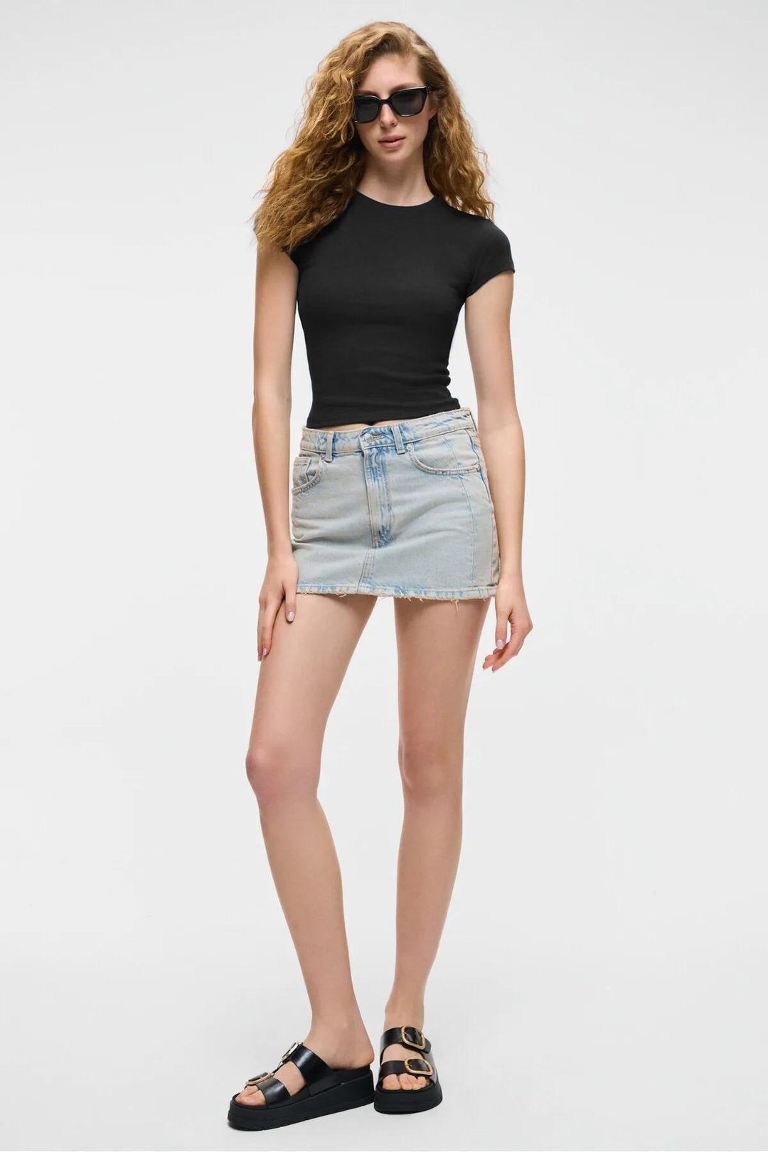 HOPEWELL Kadın Yuvarlak Yaka Örme Slim Fit Siyah T-Shirt