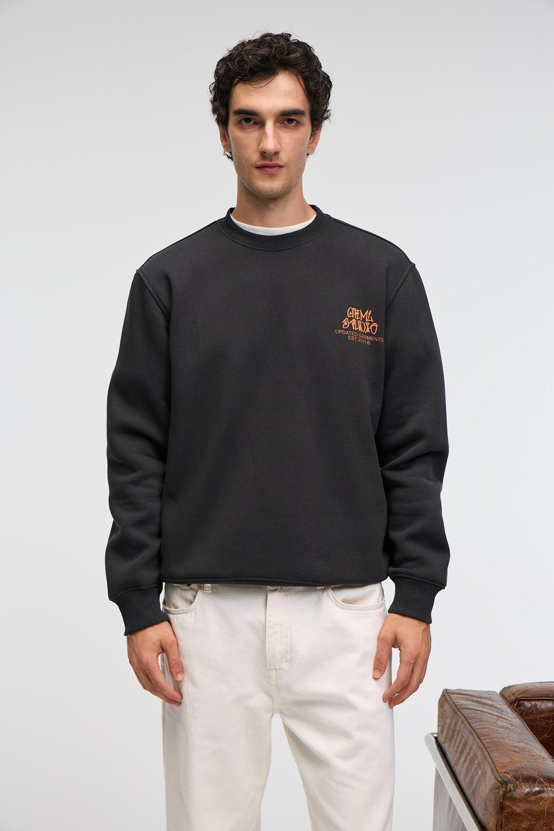 IRVING Erkek Yuvarlak Yaka Göğsü Ve Önü Regular Fit Antrasit Sweatshirt