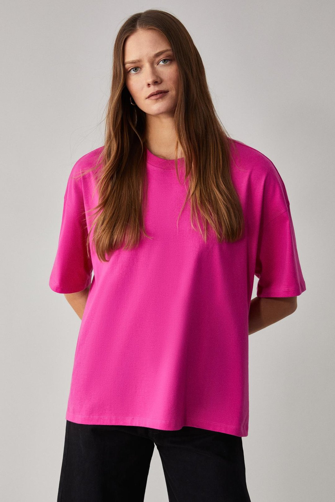 Jemmy Kadın %100 Organik Pamuk Relaxed Fit Yırtmaçlı Yuvarlak Yakalı Pembe T-Shirt