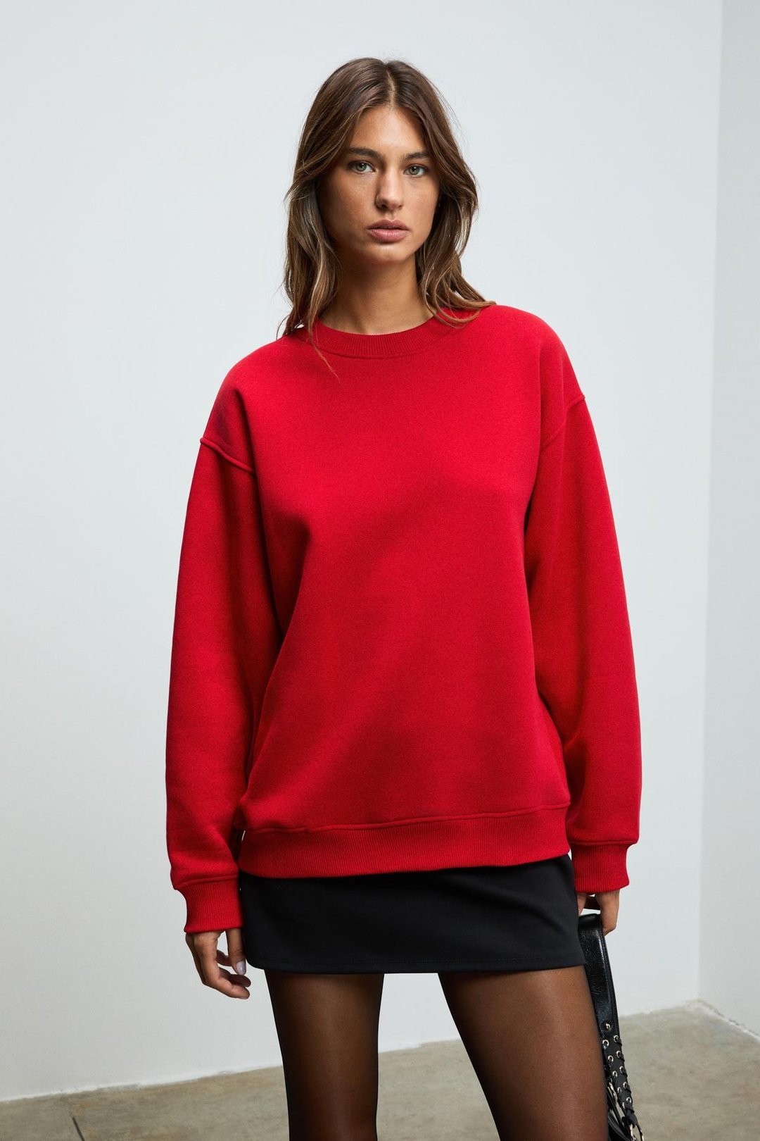 KARIUS Kadın Organik Pamuklu İçi Polarsız Oversize Yuvarlak Yakalı Kırmızı Sweatshirt