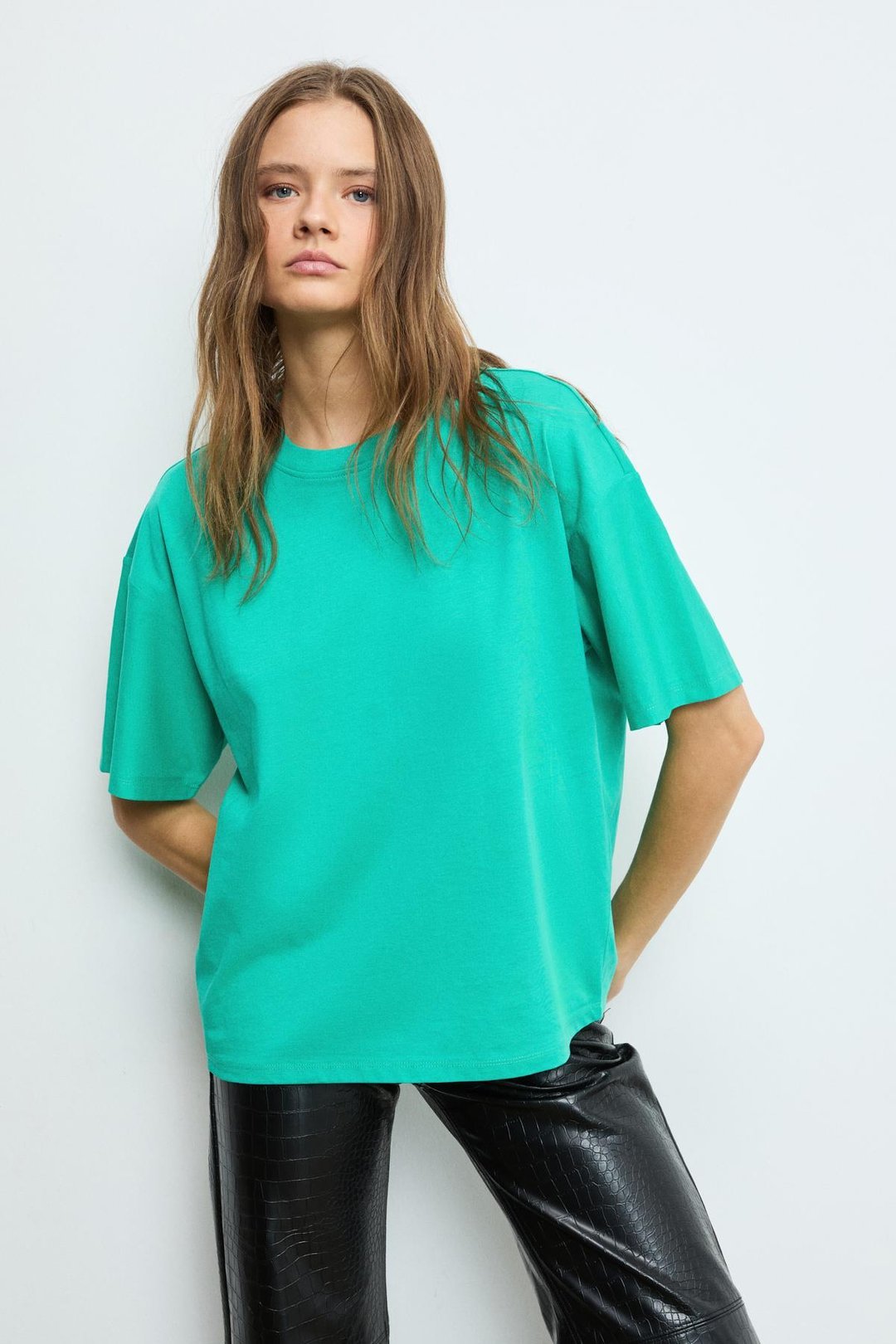 LAGERTHA Kadın %100 Organik Pamuklu Kalın Dokulu Oversize Fit Yuvarlak Yakalı Yeşil T-Shirt