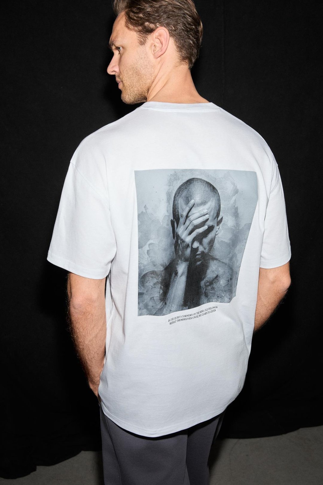 LIGHT Erkek Organik Pamuklu Bisiklet Yakalı Nakış Ve Baskı Detaylı Oversıze Fit Beyaz T-Shirt