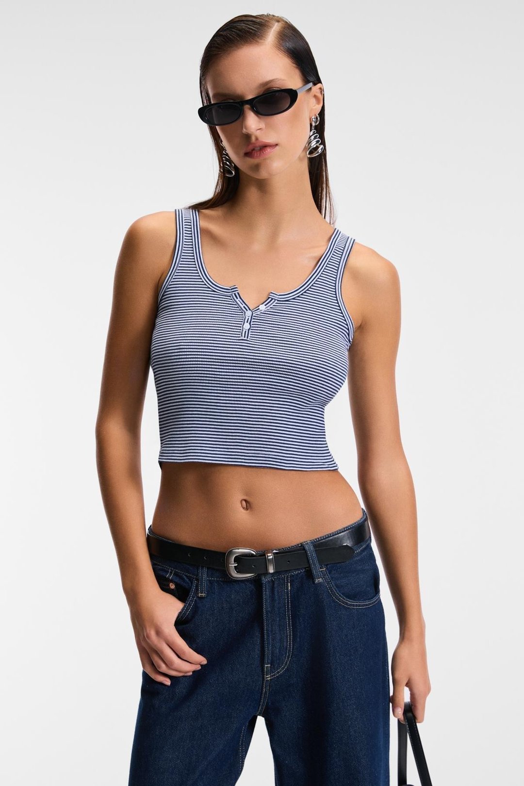 MAVSERA Kadın Kalın Askılı U Yaka Patlı Düğmeli Crop Slim Lacivert - Beyaz Atlet