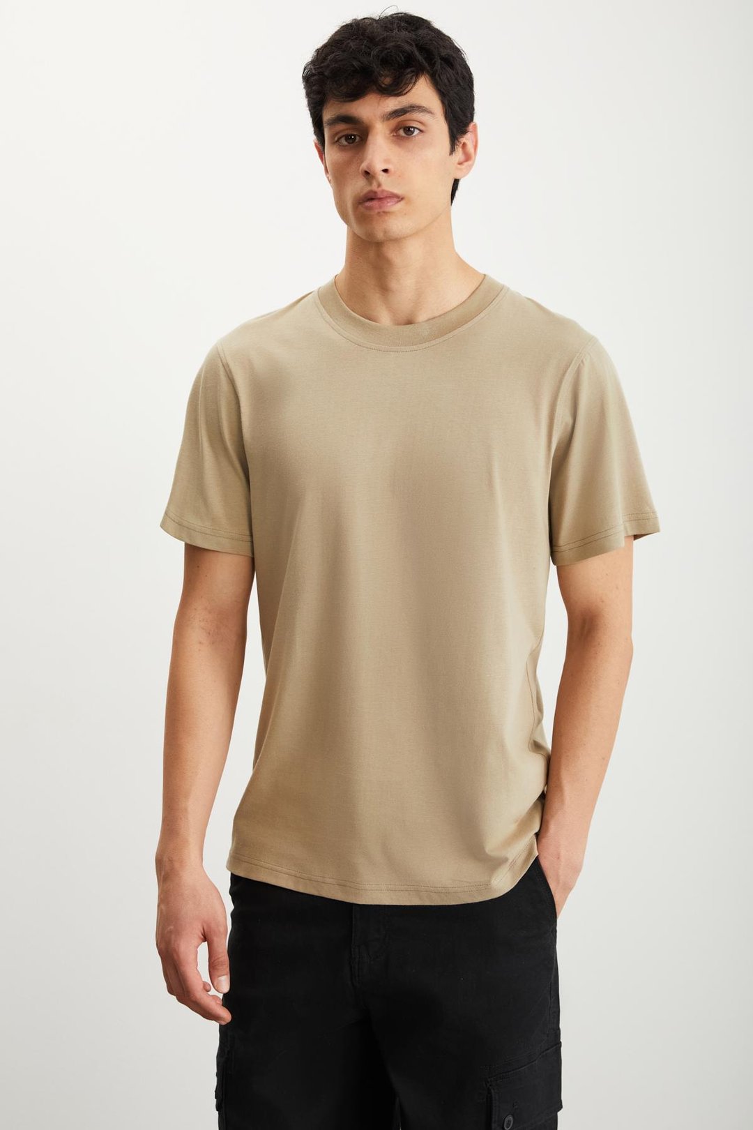 MICHEL Erkek Slim Fit Dar Kesim %100 Organik Pamuklu Yana Kayan Dikişli  Basic Örme Vizon T-Shirt
