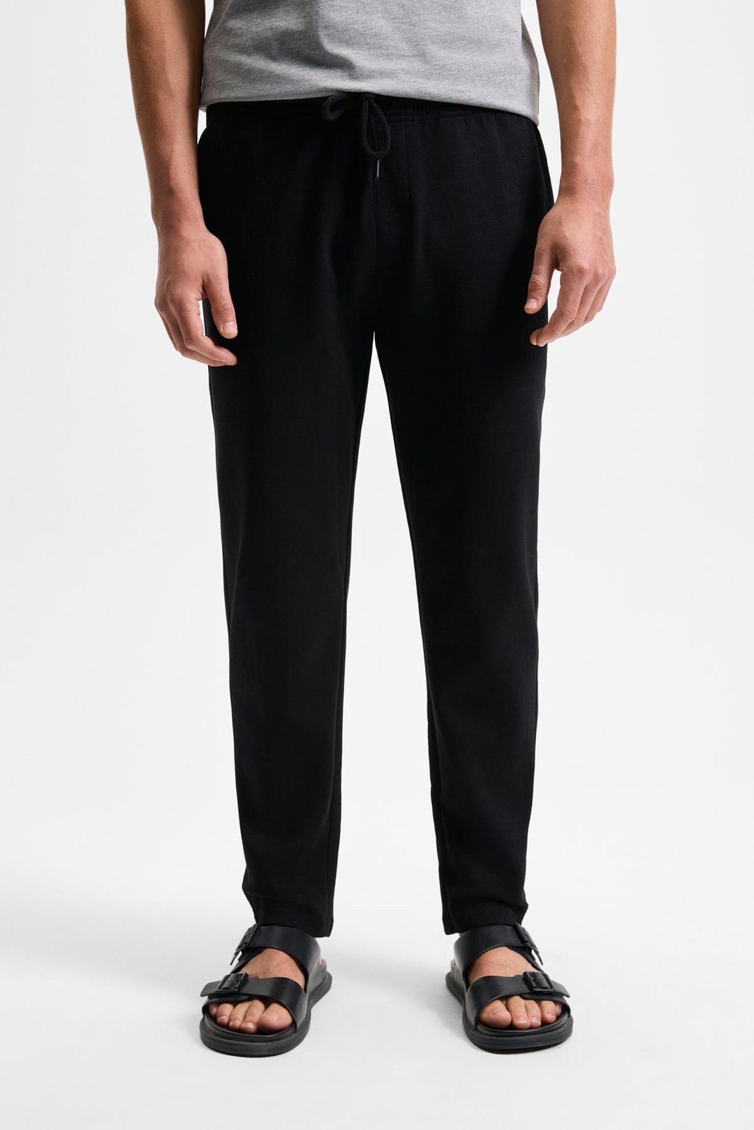 OLSEN Erkek Beli Lastikli Kordonlu Yanları Cepli Arkada Süs Fletolu Relaxed Fit Siyah Eşofman Altı