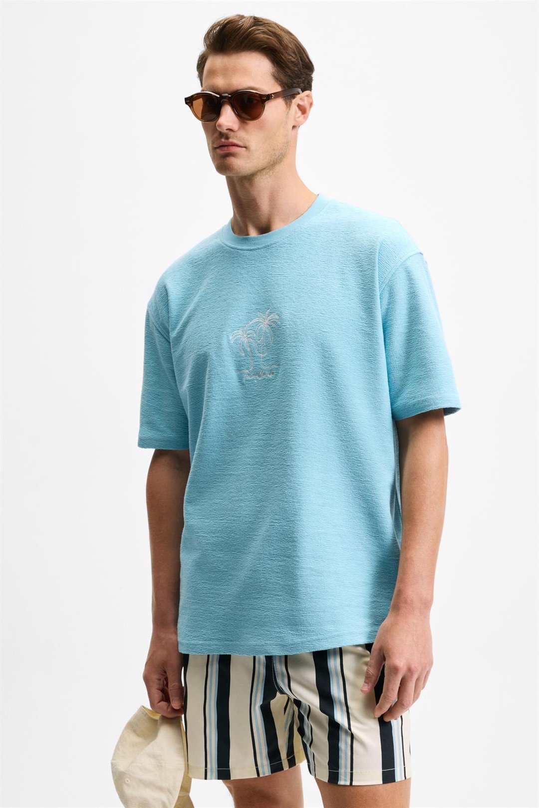 OURFLOW Erkek Nakış Detaylı %100 Organik Pamuk Bisiklet Yaka Kısa Kollu Oversize Açık Mavi T-Shirt