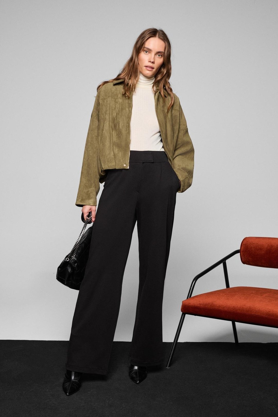 PHALIERA Kadın Esnek Kumaşlı Rahat Kalıp Cırt Kapamalı Siyah Pantolon