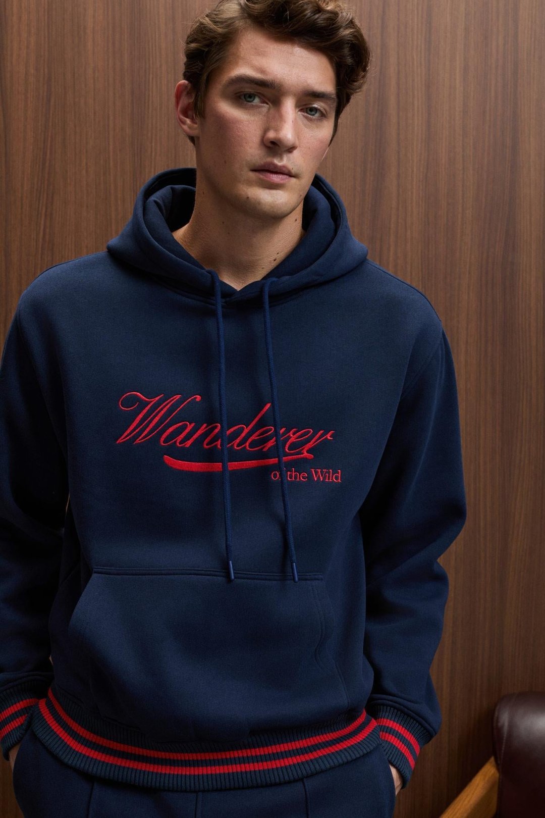 PHANTOSEAS Erkek Kapüşonlu Önü Nakışlı Etek Ve Kol Triko Detaylı Lacivert Sweatshirt