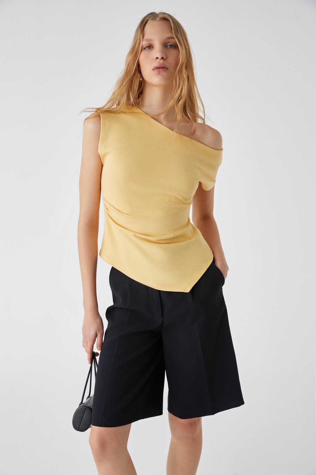 REHINGA Kadın Asimetrik Yaka Regular Kısa Kol Sarı T-Shirt