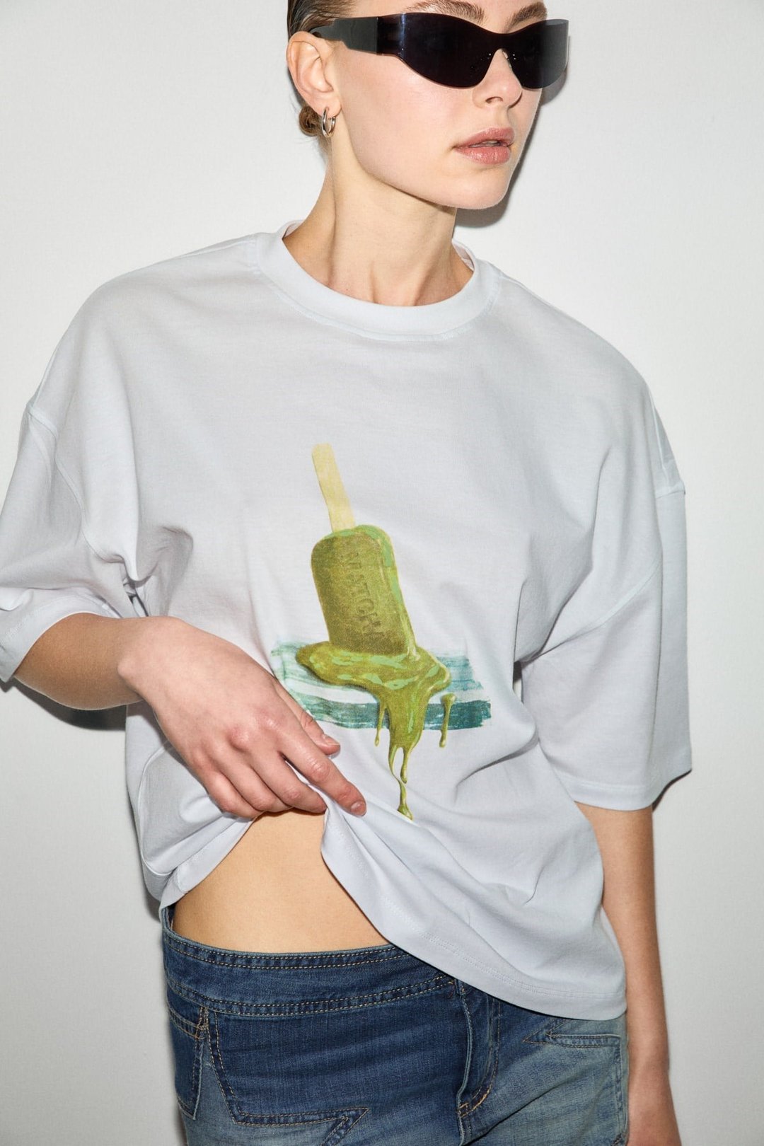 RIKI Kadın Yumuşak Kumaşlı %100 Organik Pamuklu Yuvarlak Yaka Kısa Kol Beyaz T-Shirt