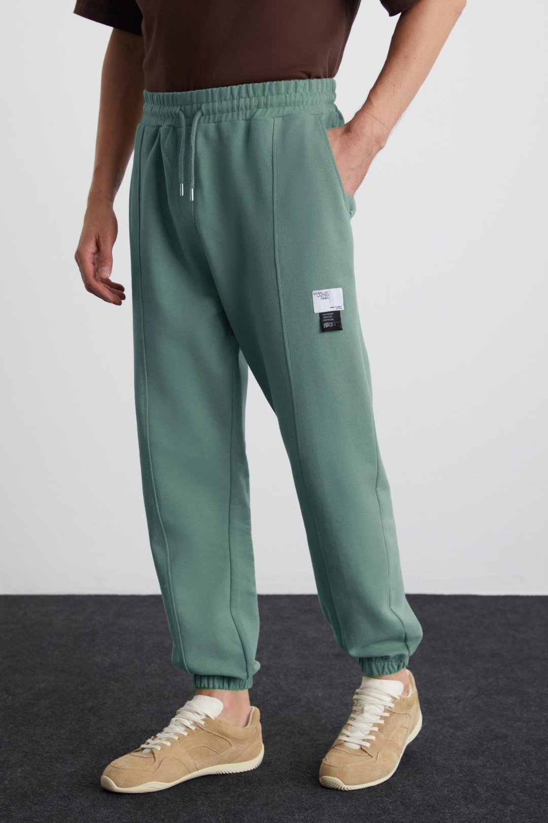 ROWAN Erkek Organik Pamuklu Relaxed Fit İçi Polarlı Süs etiketli Jogger Yeşil Eşofman Altı