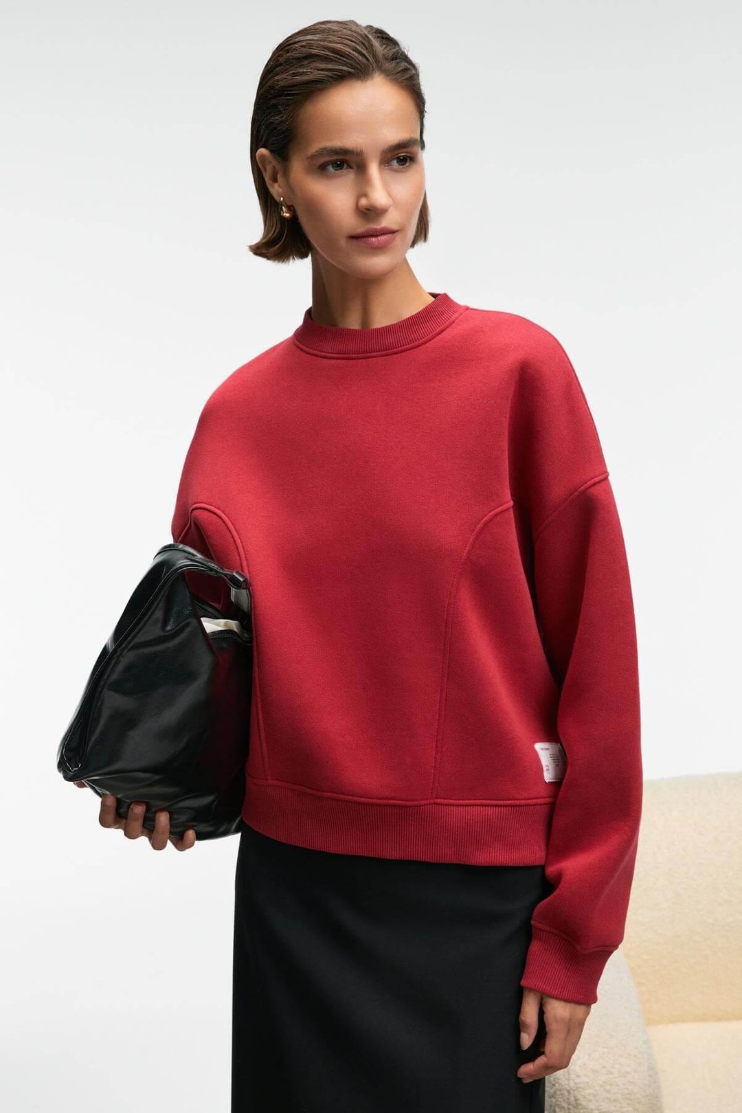 SERENYA Kadın Pamuklu Etiket Detaylı Bisiklet Yaka Kırmızı Sweatshirt