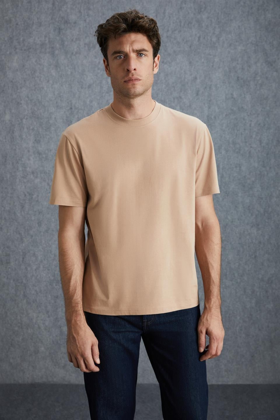 Solo Erkek %100 Organik Pamuklu Kalın Dokulu Comfort Fit Bisiklet Yakalı Bej T-Shirt