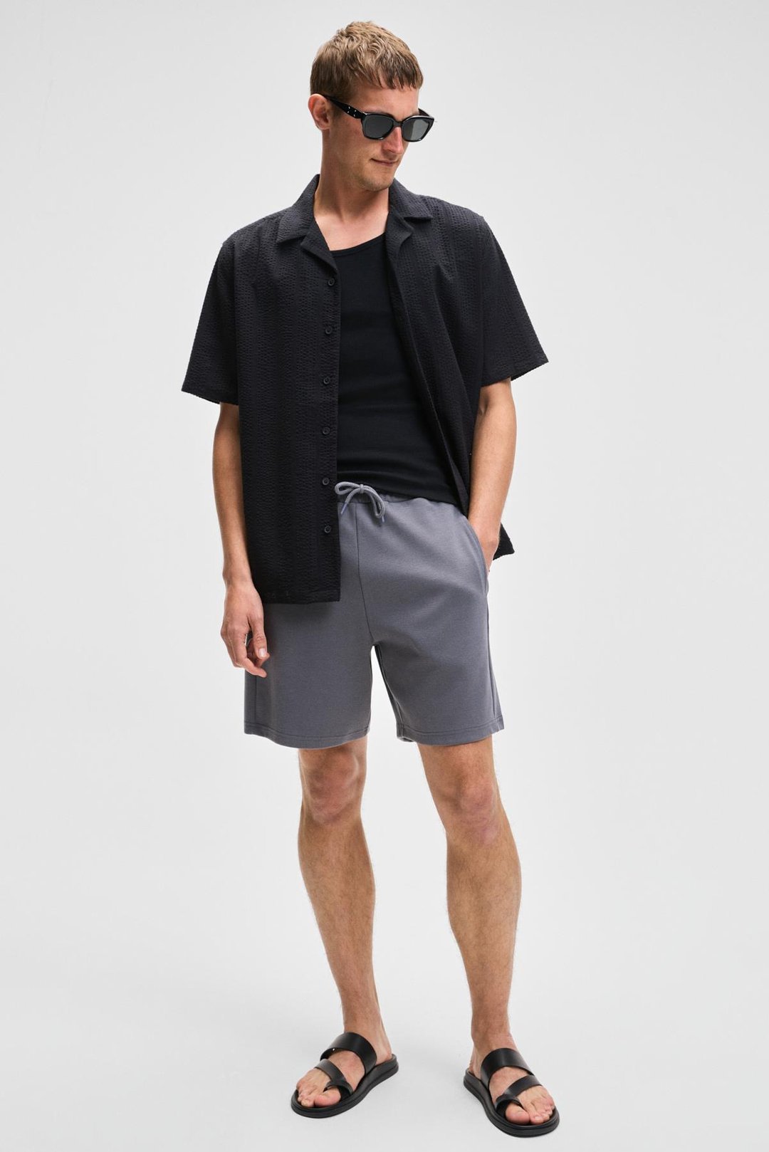 TYRONE Erkek Beli Lastikli Arka Tek Cepli Relaxed Fit Gri Şort