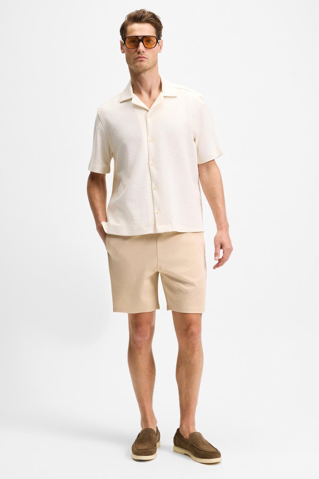 TYRONE Erkek Beli Lastikli Arka Tek Cepli Relaxed Fit Bej Şort