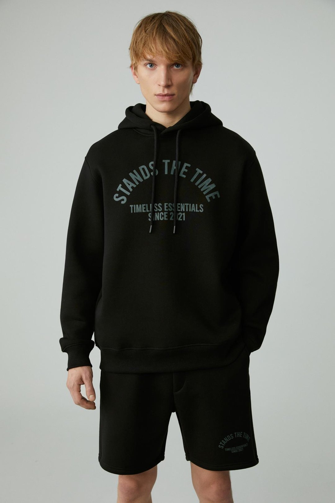 WULF Erkek Organik Kumaşlı İçi Polarlı Yumuşacık Kanguru Cepli Kapüşonlu Siyah Sweatshirt