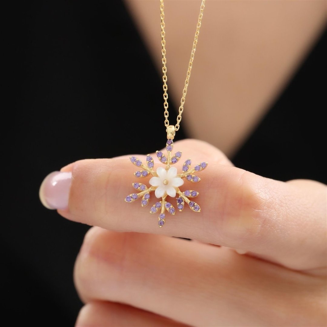 Ametist Taşlı Kar Çiçeği Gold Renk Flowers Gümüş Kolye