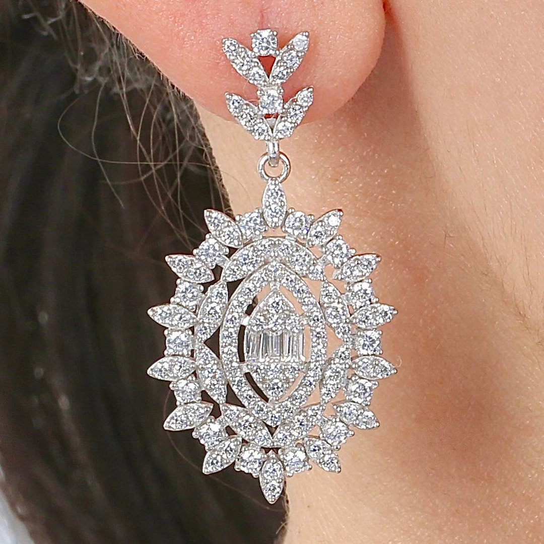 Effective Diamon Baget Efsunu Gümüş Küpe