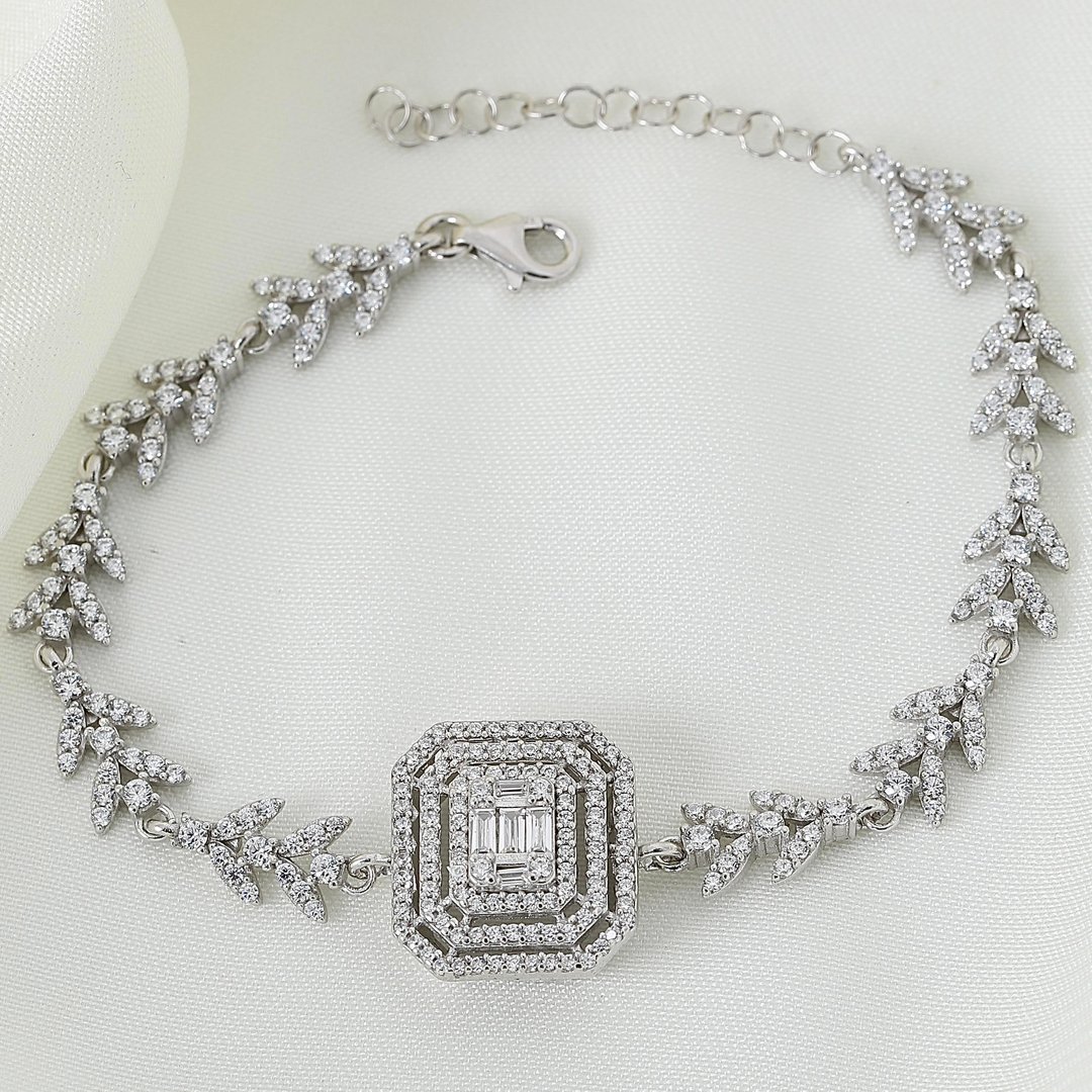 Effective Diamond Mega Baget Efsanesi Gümüş Bileklik