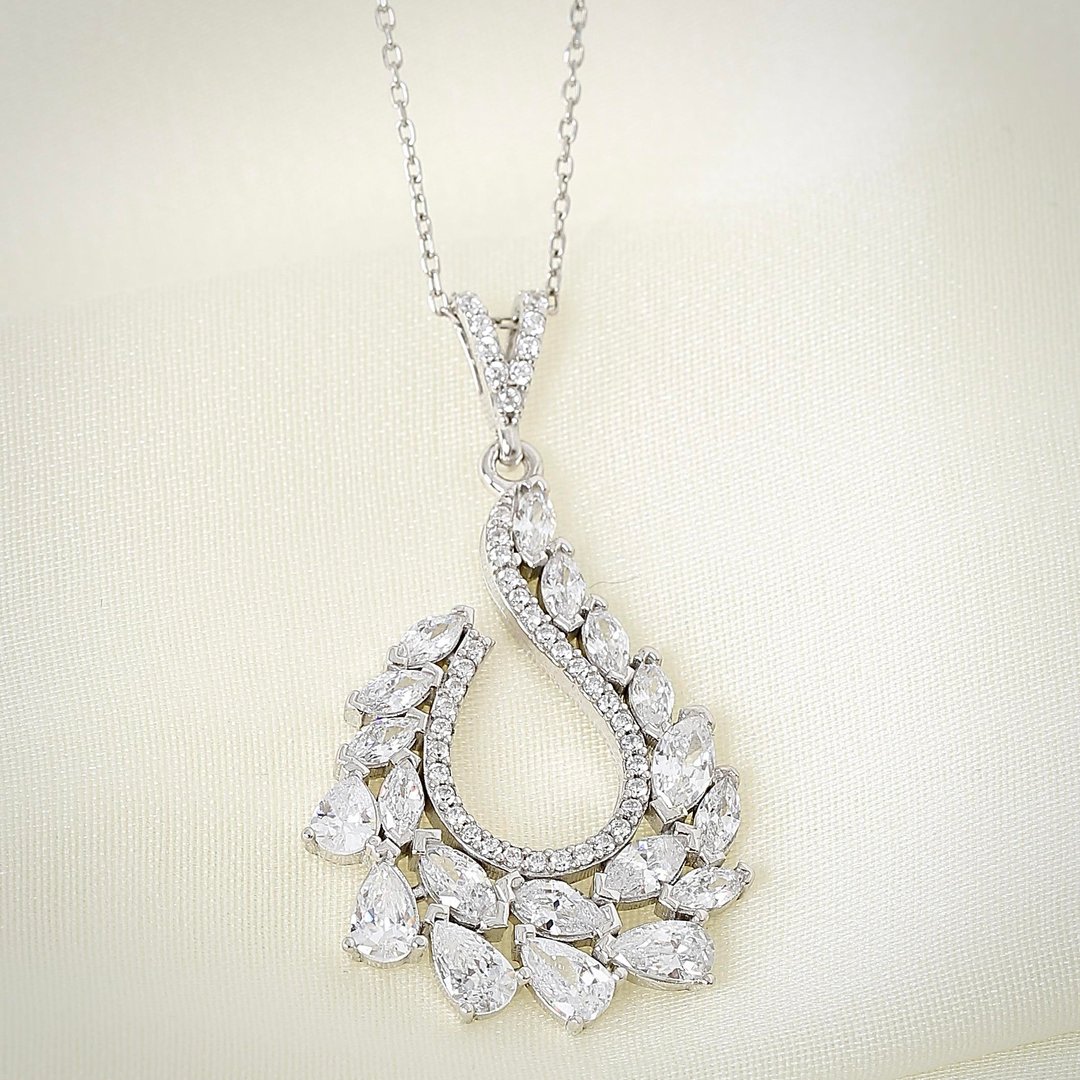 Effective Diamond Okyanus Rüyası Gümüş Kolye