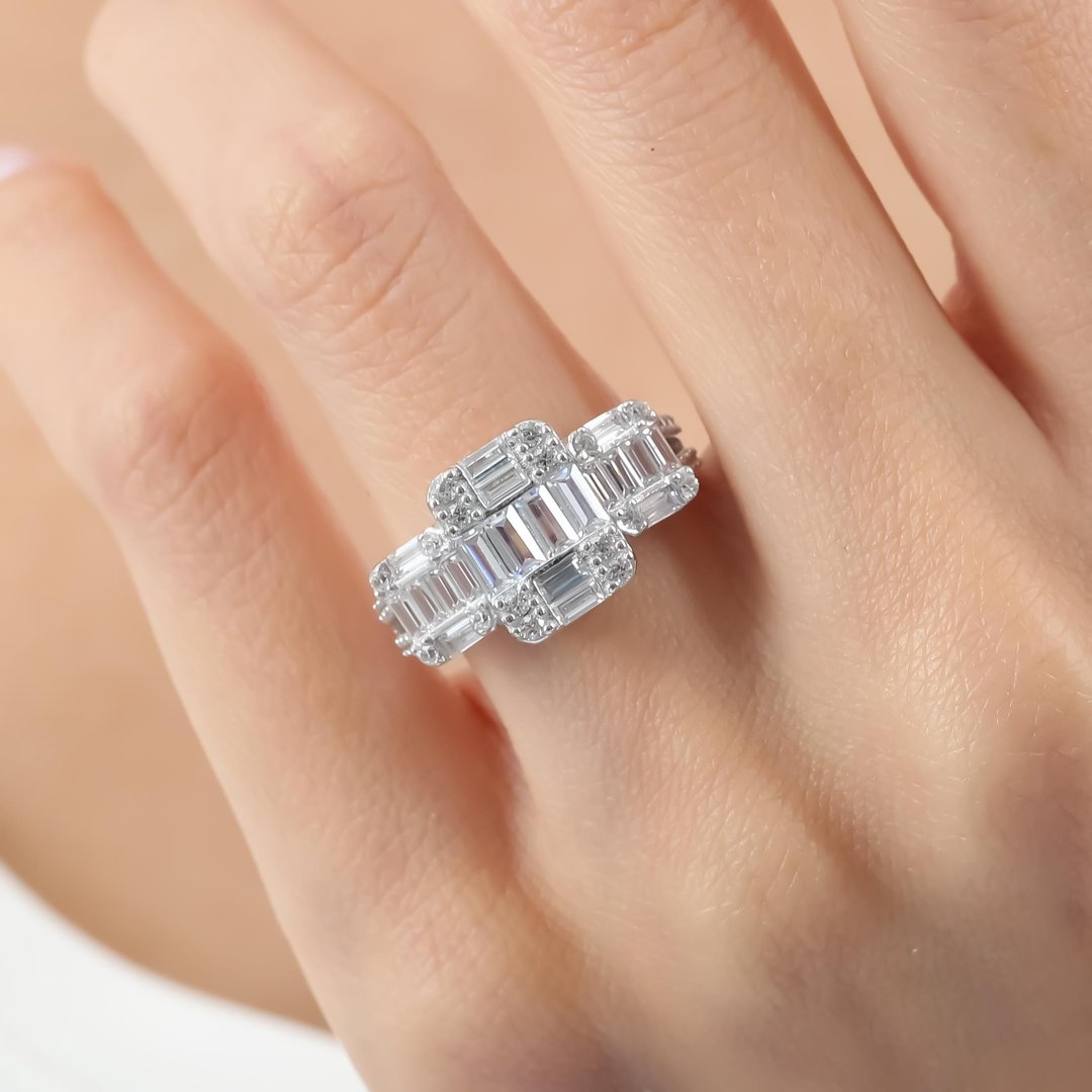 Pırlanta Montür İhtişamlı Tria Baget Gümüş Yüzük