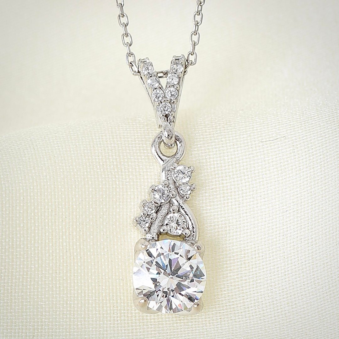 Pırlanta Montür Prensesin Düşü Gümüş Kolye