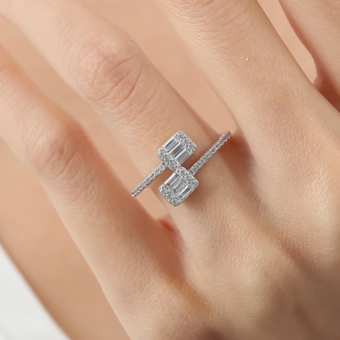 Pırlanta Montür Zarif Baget Buluşması Gümüş Yüzük