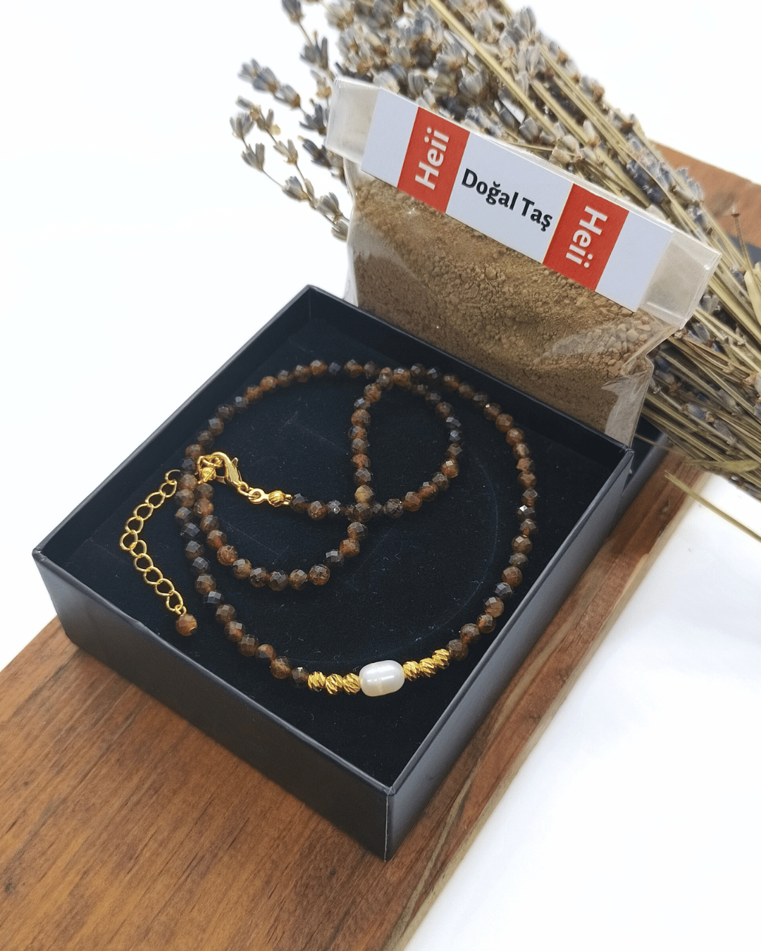 Granat Kolye