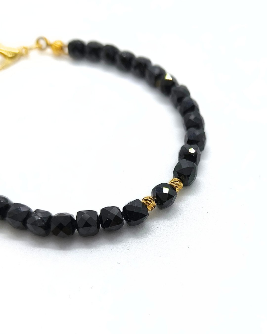 Siyah Spinel Bileklik