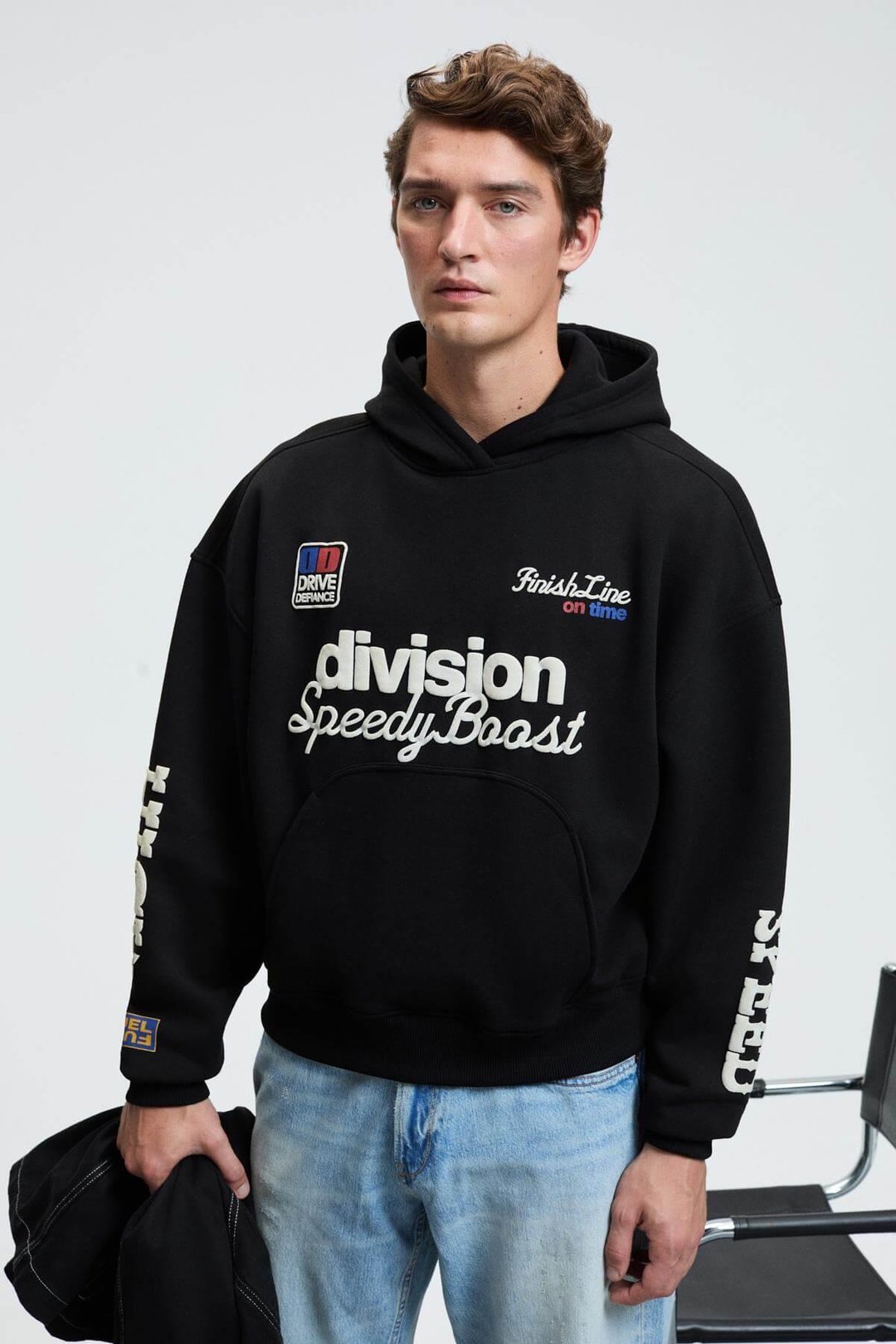 ABISMO Erkek Kapüşonlu Kanguru Cepli Kolları ve Sırtı Baskılı Relaxed Fit Siyah Sweatshirt