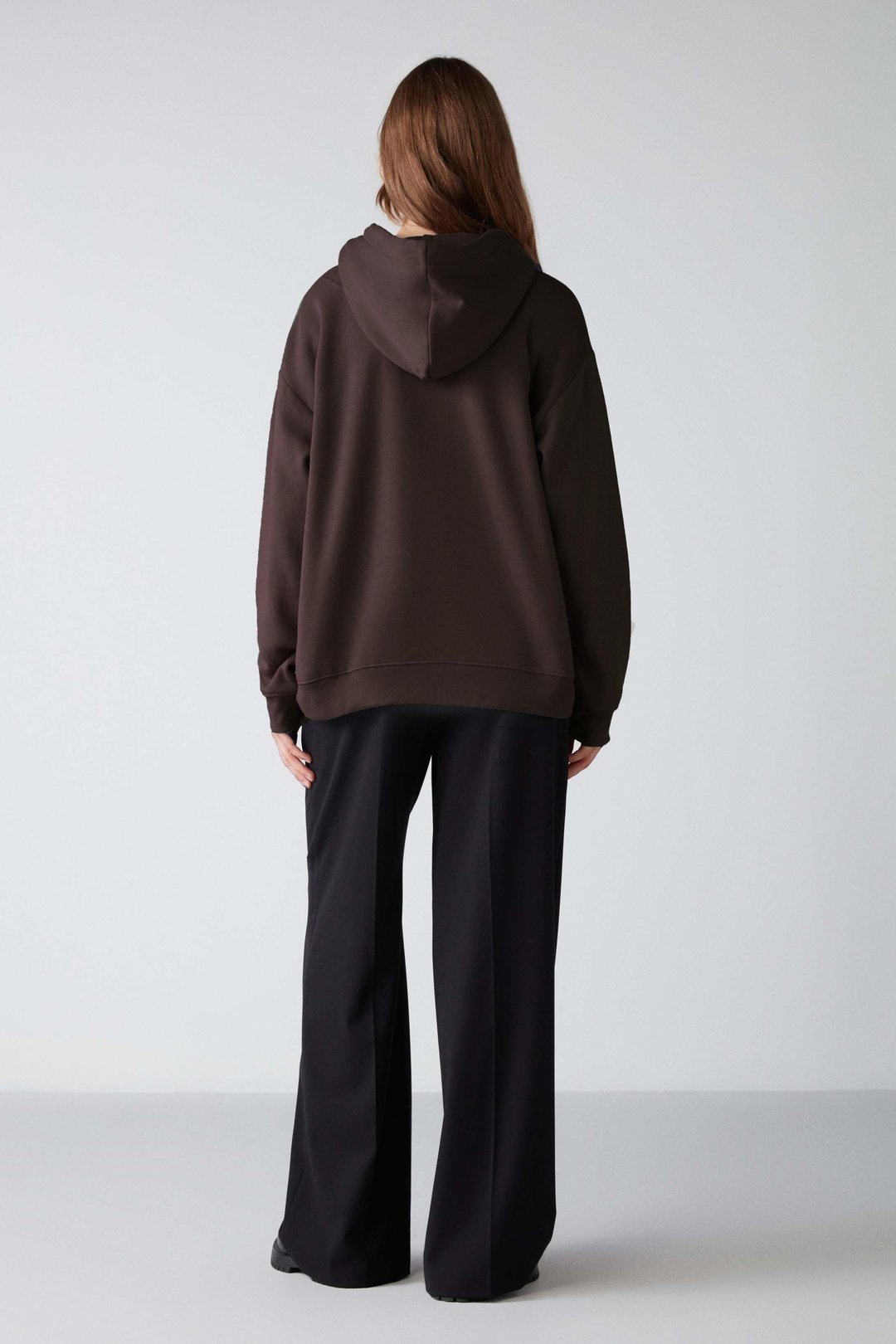 Adel Kadın Organik Pamuklu Içi Polarlı Yumuşacık Relaxed  Kanguru Cepli Kapüşonlu Kahverengi Sweatshirt