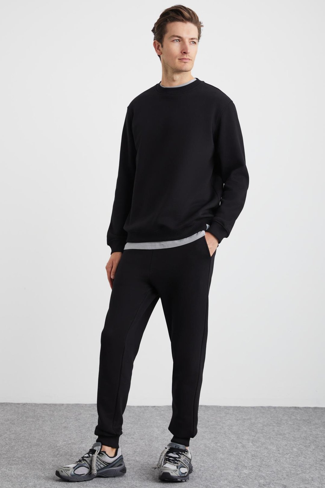 ADENS Relaxed Regular Siyah Tekli Eşofman Altı