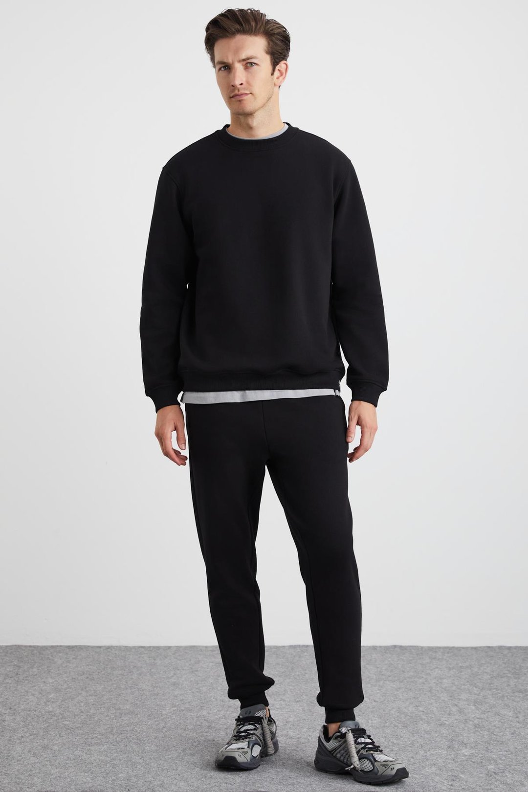 ADENS Relaxed Regular Siyah Tekli Eşofman Altı