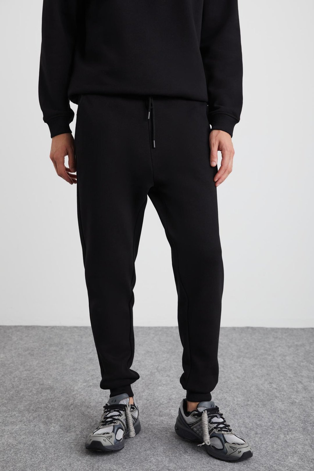 ADENS Relaxed Regular Siyah Tekli Eşofman Altı