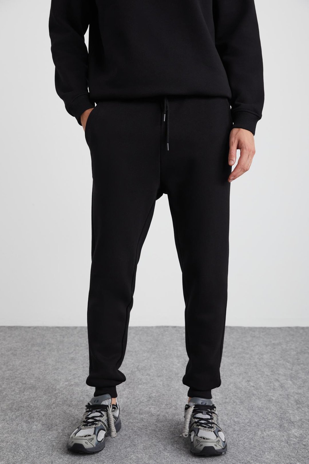 ADENS Relaxed Regular Siyah Tekli Eşofman Altı