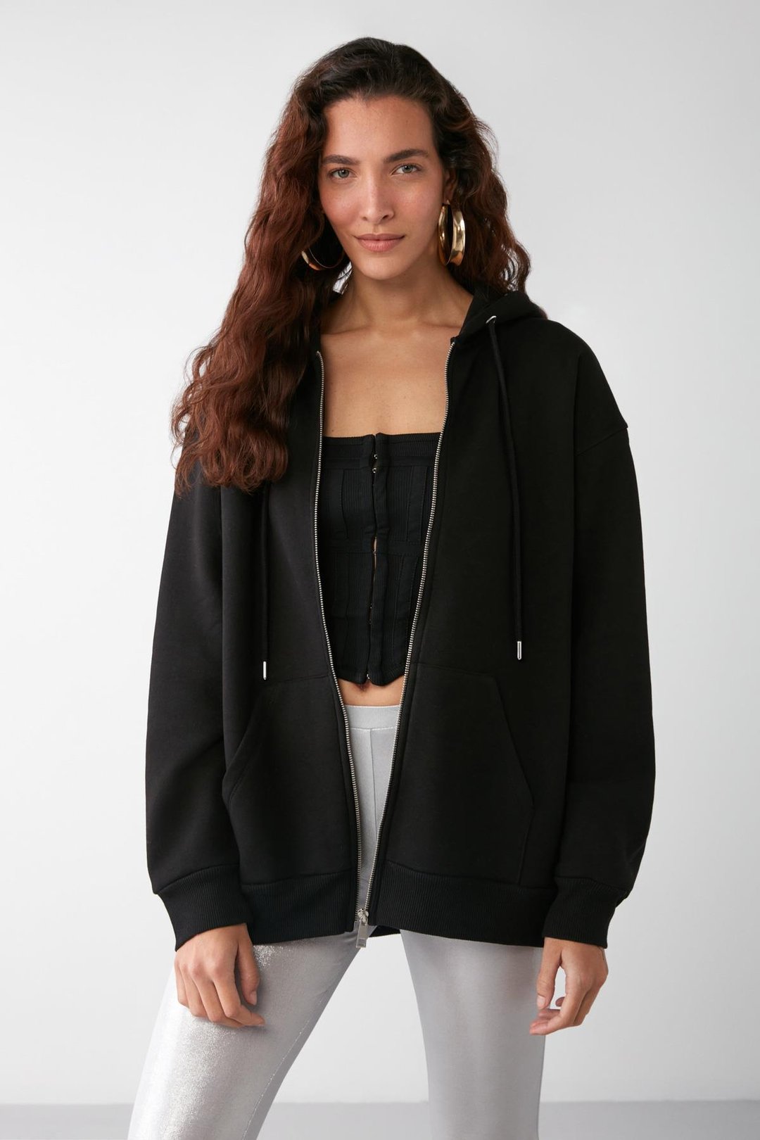 ALENA Kadın Basic Kanguru Cepli Oversize Organik Pamuk Fermuarlı Kapüşonlu Siyah Sweatshirt