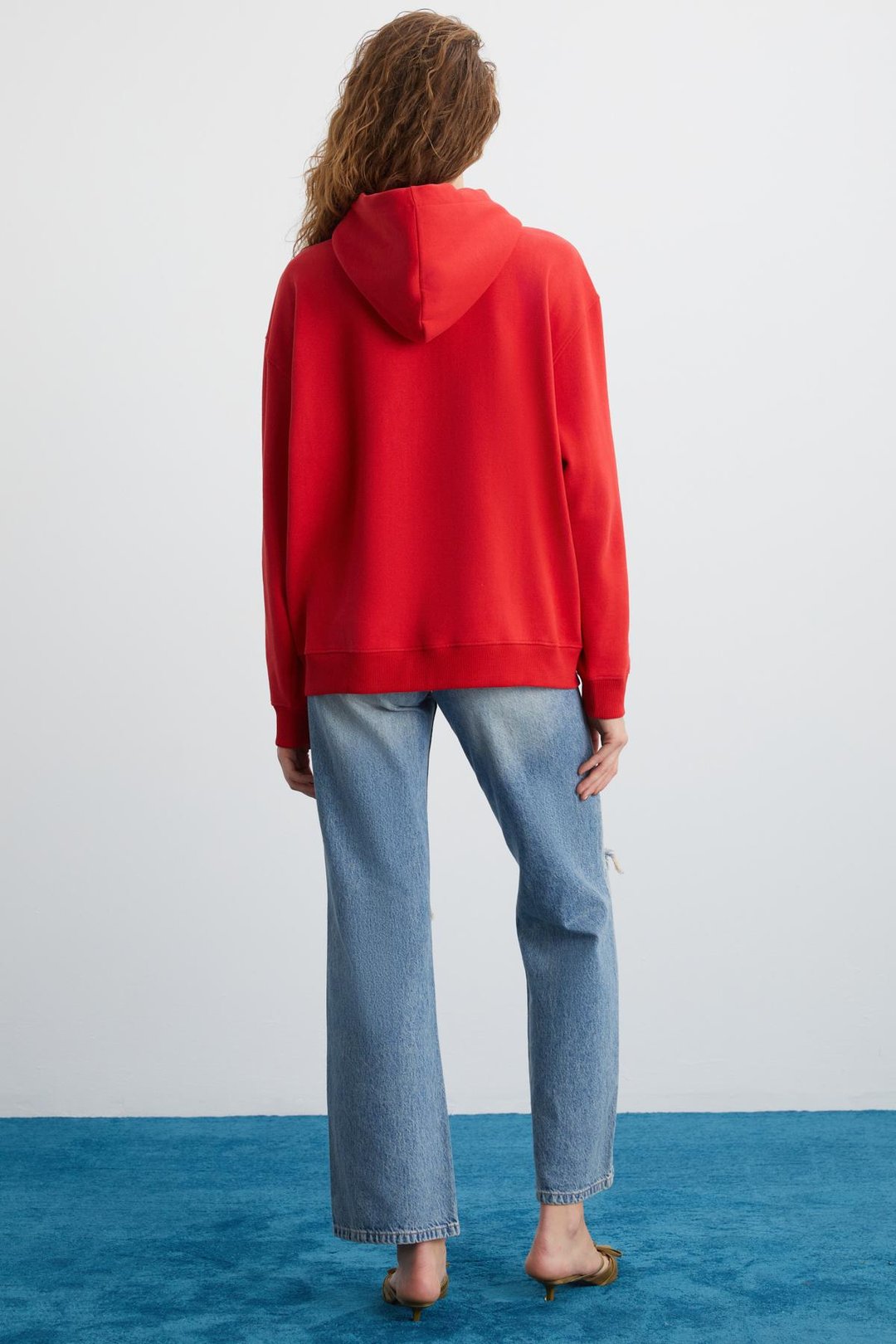 Alena Kadın Oversize Organik Pamuklu Metal Fermuarlı Kapüşonlu İçi Polarlı Kırmızı Sweatshirt