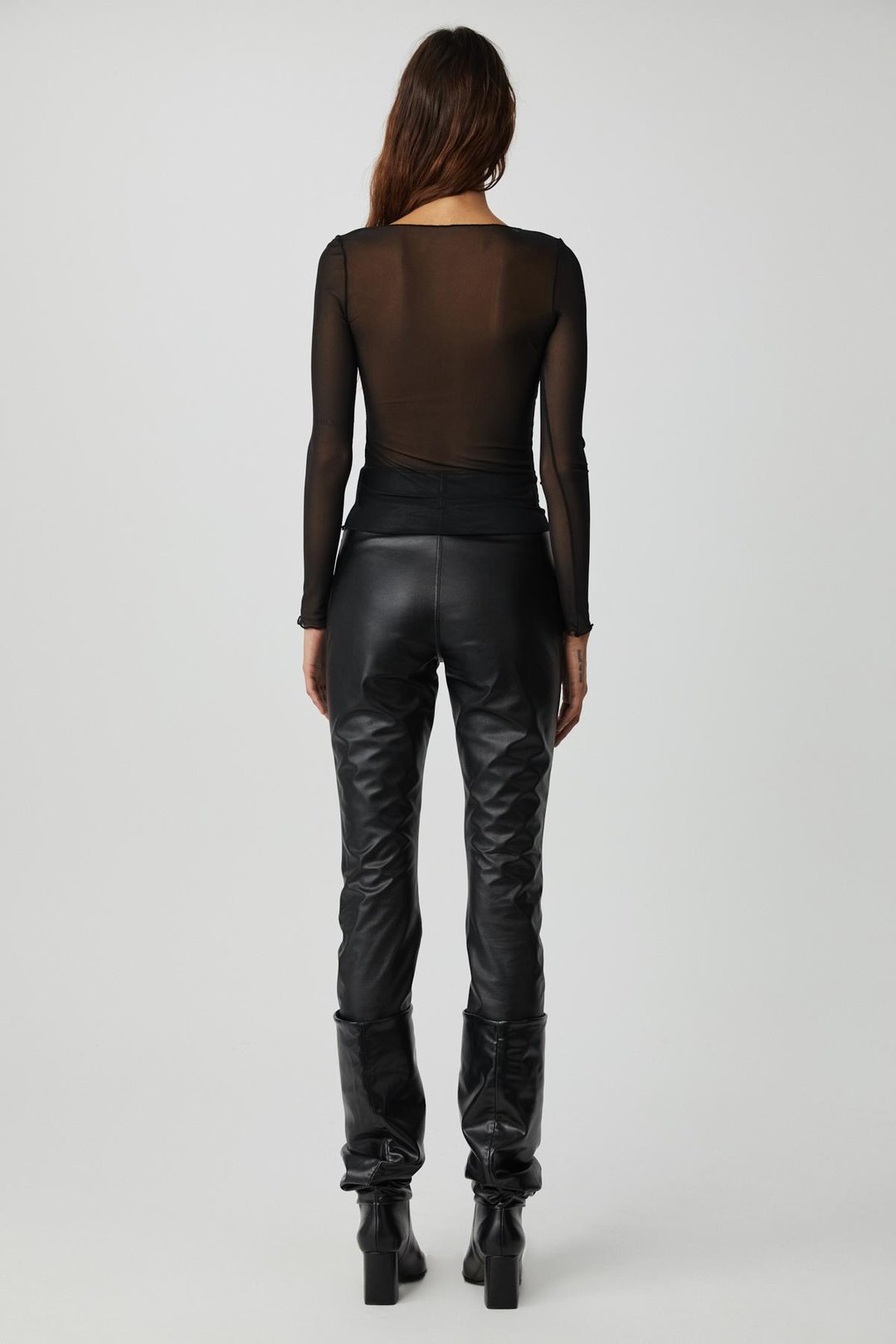 ALIYAH Kadın Slim Fit Uzun Kollu Siyah Bluz