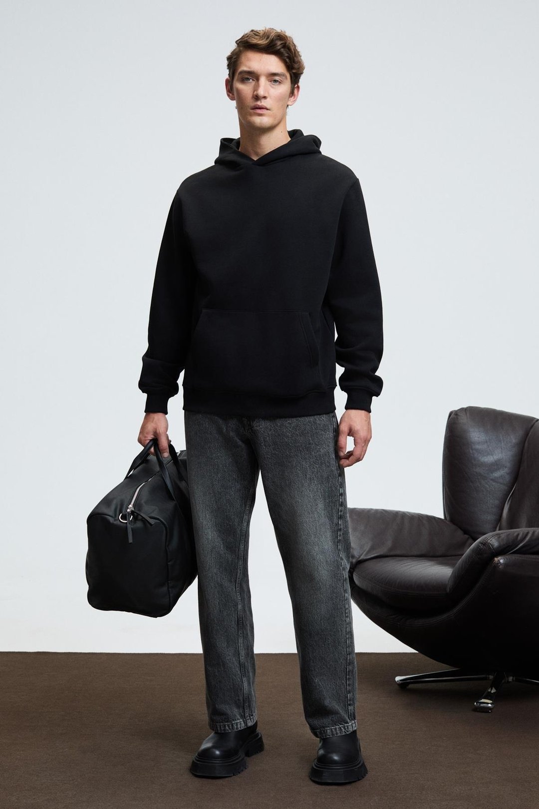 AMOS Erkek Yumuşak Kumaşlı 3 İplik Oversize Kapüşonlu Kanguru Cepli Siyah Sweatshirt