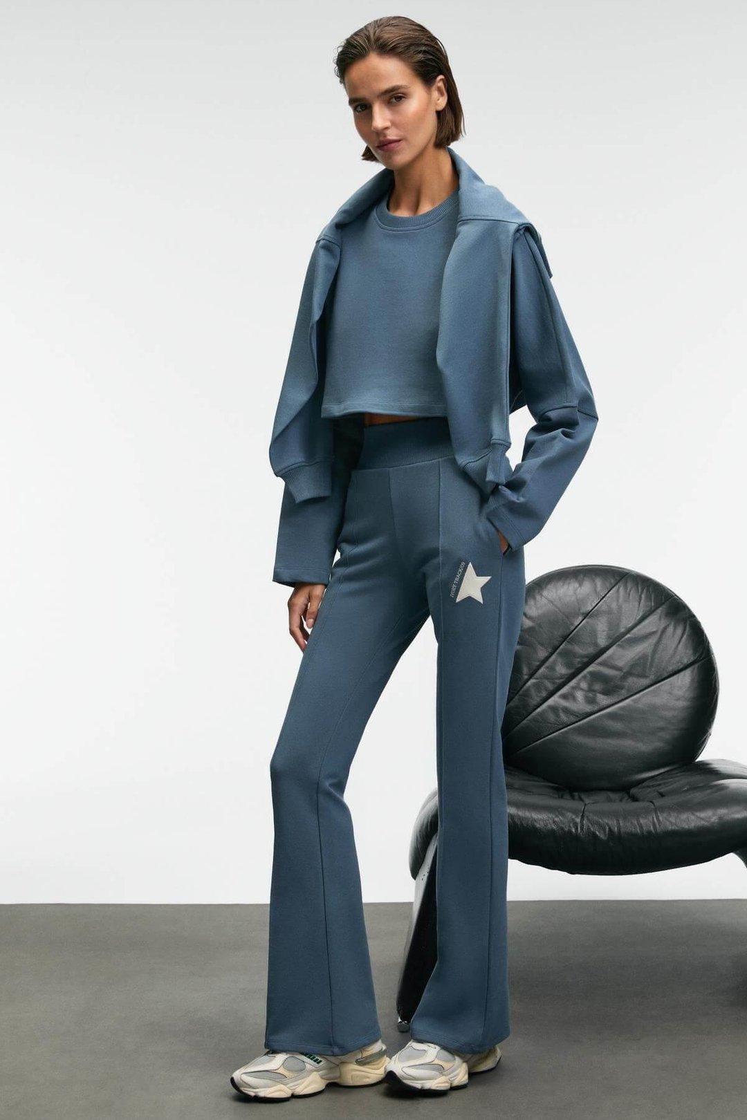 ANOUK Kadın Pamuklu Baskı Ve Patch Detaylı Bisiklet Yaka Crop Petrol Mavisi Sweatshirt