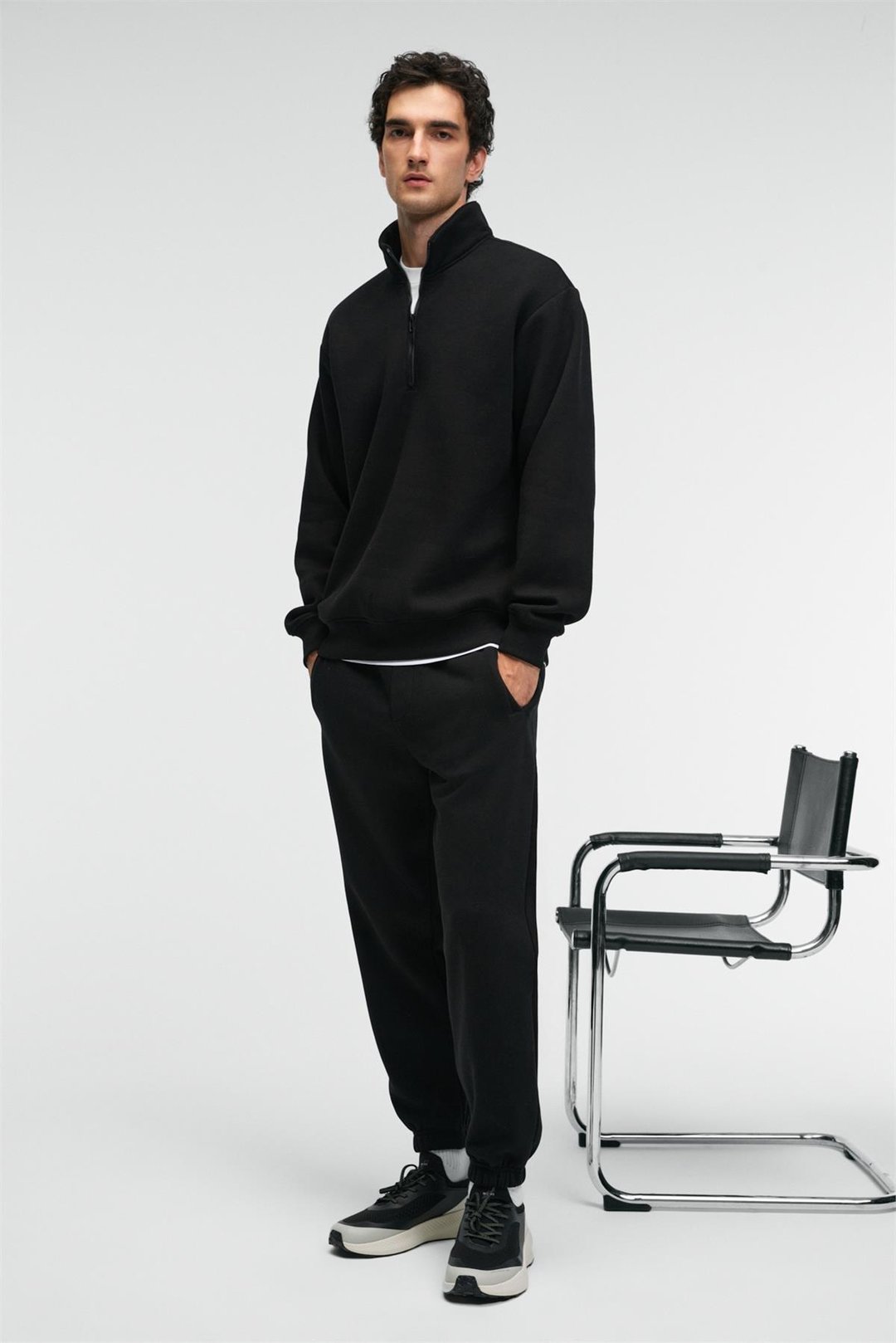 ANSEL Erkek Lastikli Dar Paça Üç Cepli Yumuşacık Organik Pamuklu Siyah Eşofman Altı