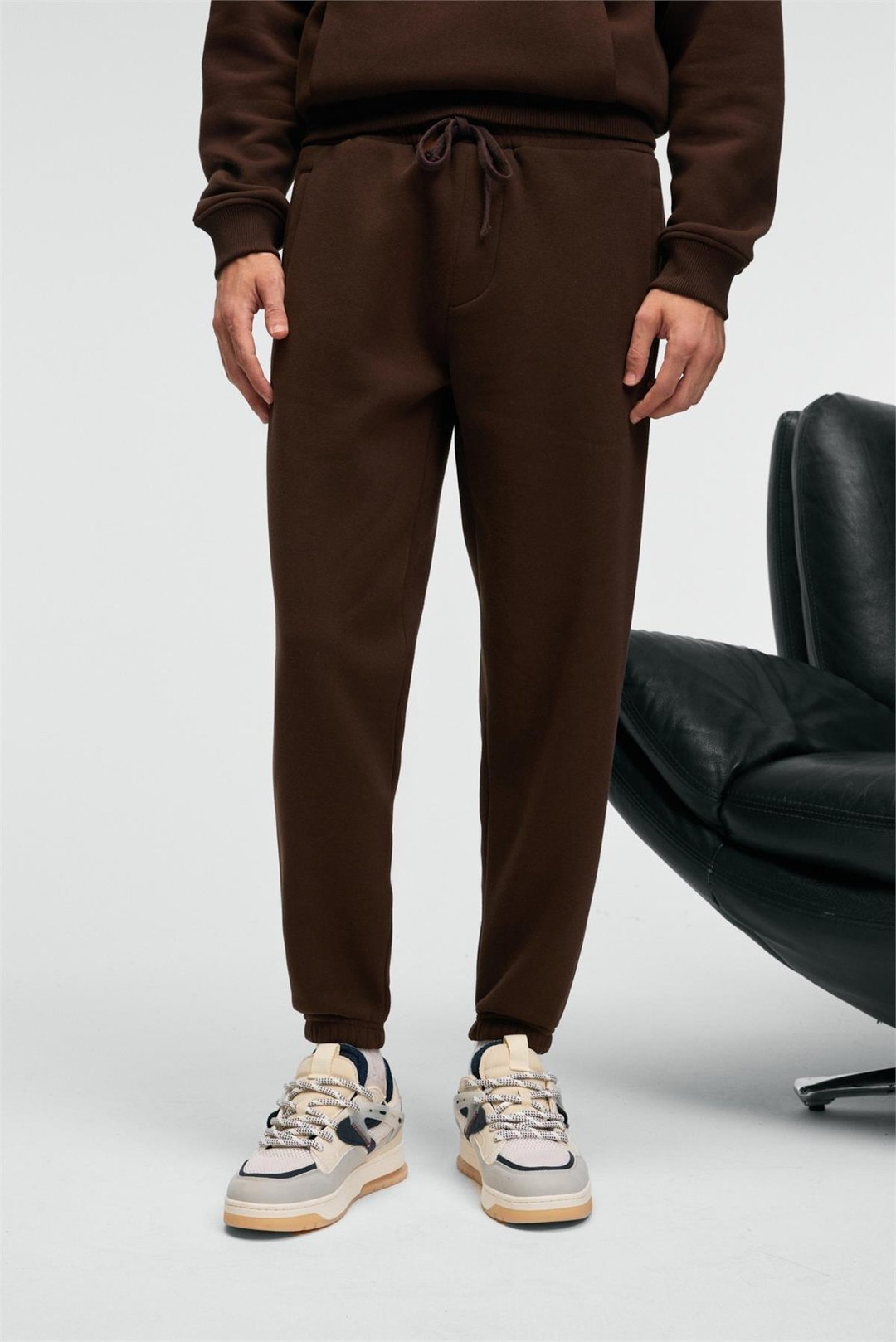 ANSEL Erkek Lastikli Dar Paça Üç Cepli Yumuşacık Organik Pamuklu Acı Kahve Eşofman Altı