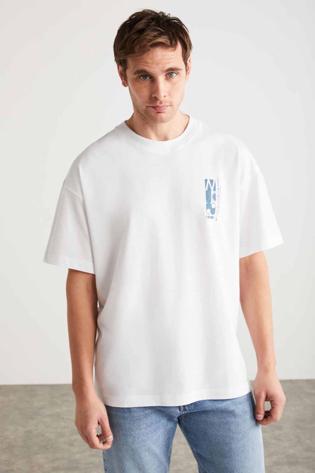 ANTONIO Basic Oversize Beyaz Tekli T-Shirt