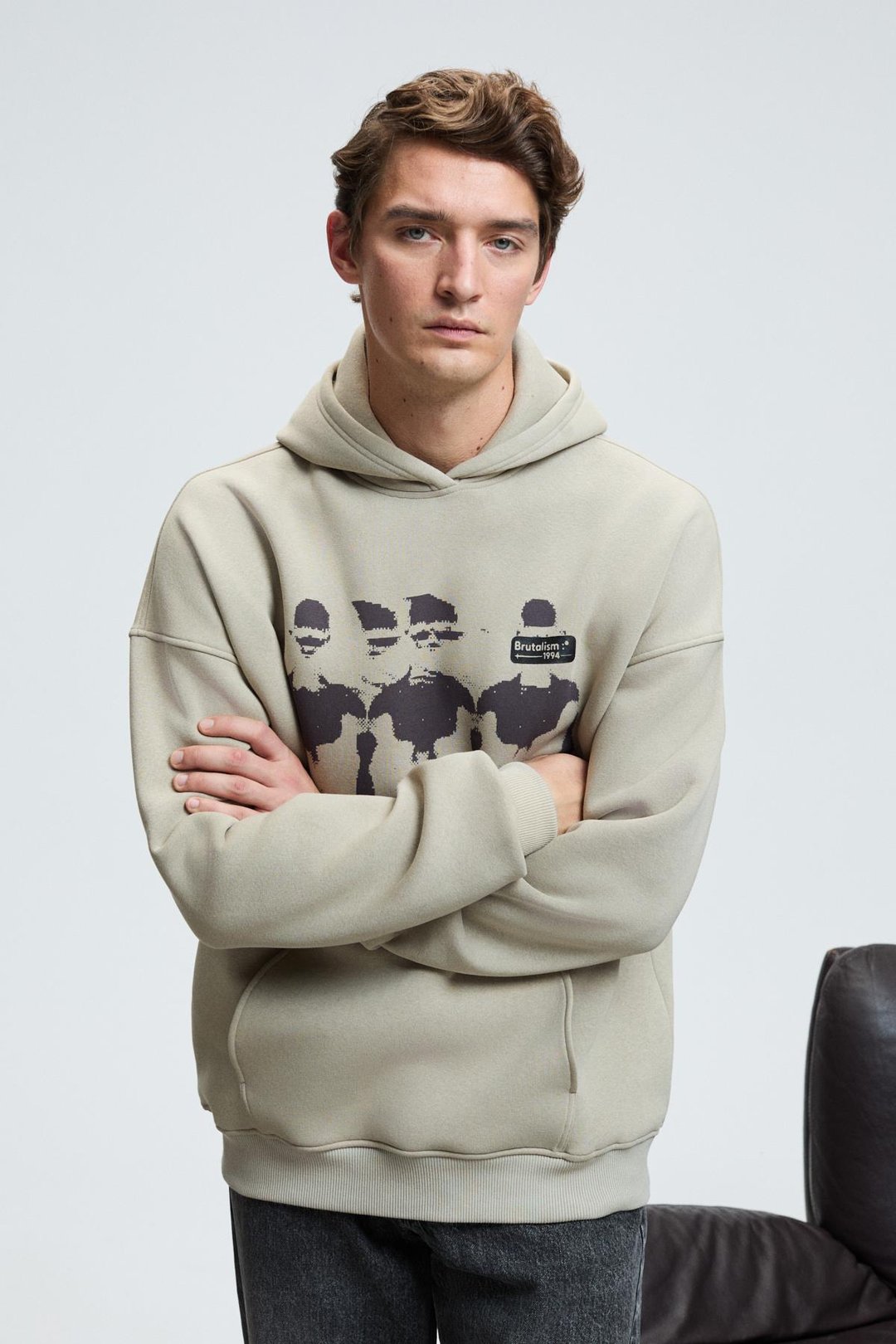 ARMAND Erkek Kapüşonlu Kanguru Cepli Önü Baskılı Oversize Taş Rengi Sweatshirt