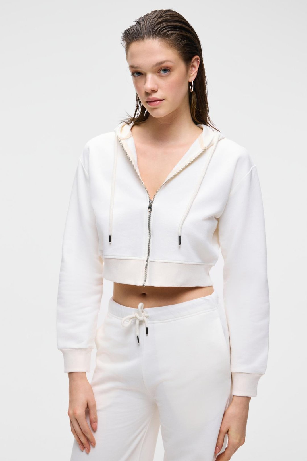 ARUBA Kadın %100 Pamuk Uzun Kol Crop Beyaz Sweatshirt