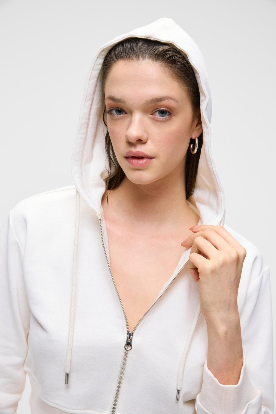 ARUBA Kadın %100 Pamuk Uzun Kol Crop Beyaz Sweatshirt